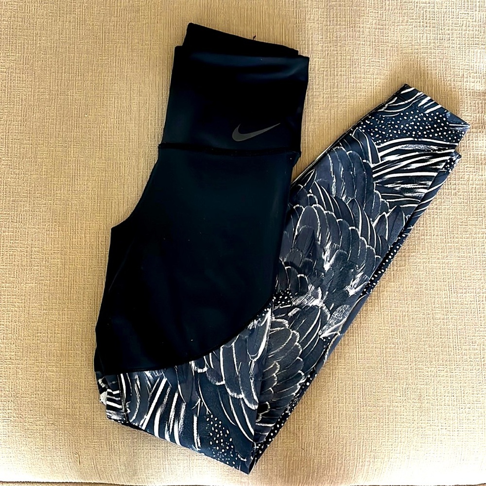 NWOT Women’s Nike Full Length Dri-Fit Leggings